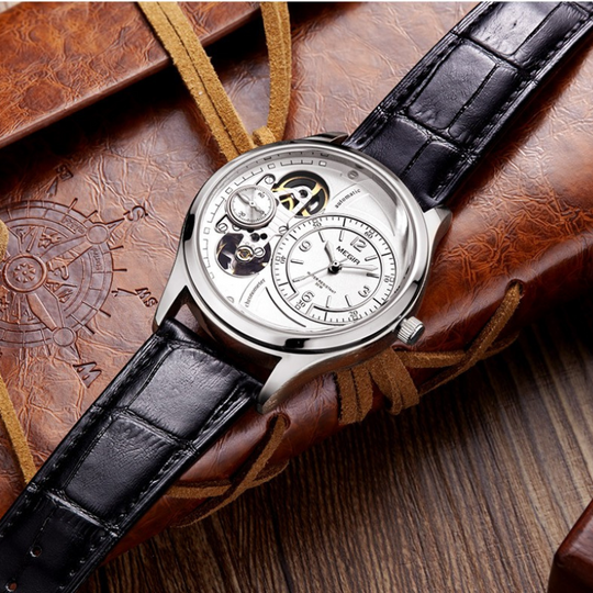 Quartz Analog Watch™