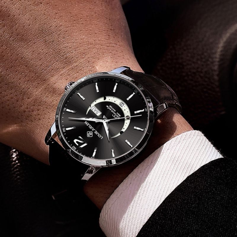 Elegant Luminous Moonphase Watch™