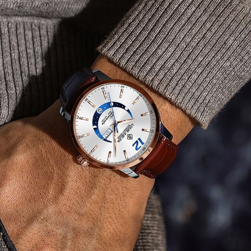Elegant Luminous Moonphase Watch™