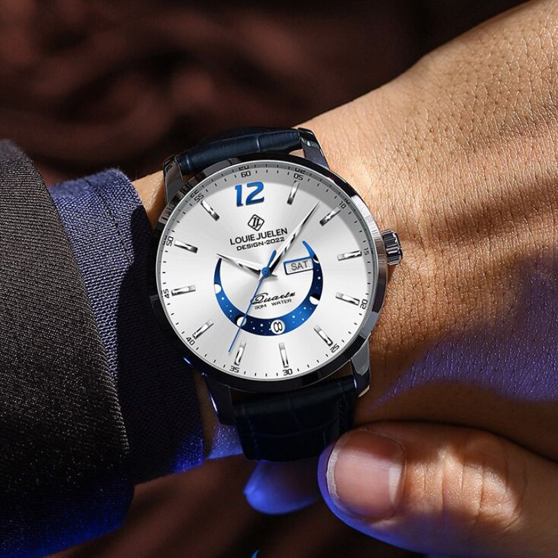 Elegant Luminous Moonphase Watch™